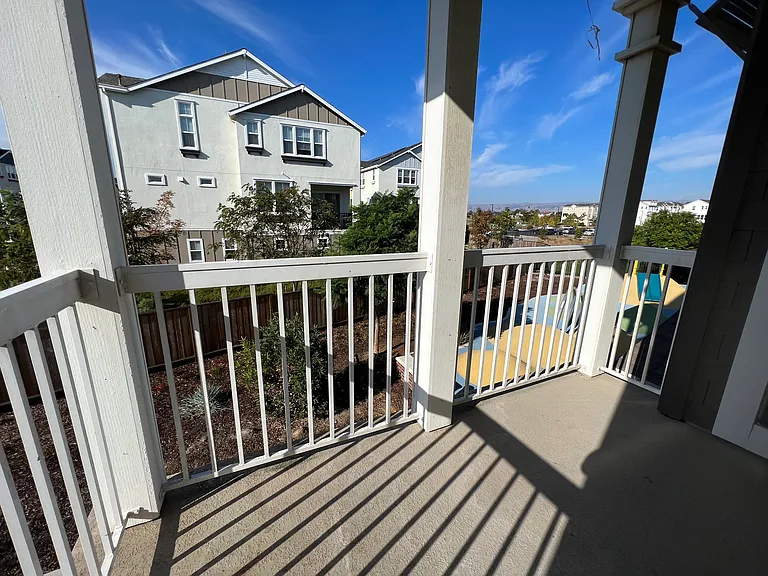 8567 Leeward Way — Photo 16