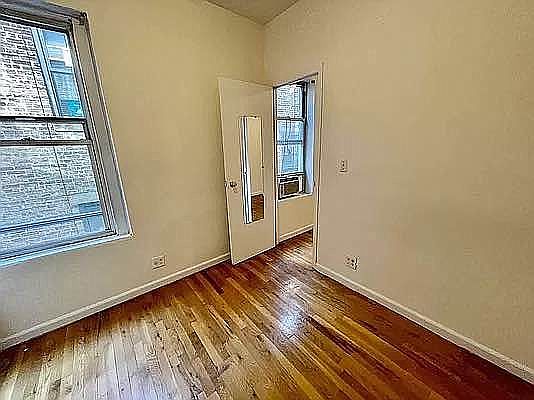 2nd image of 522 E 11th St #21