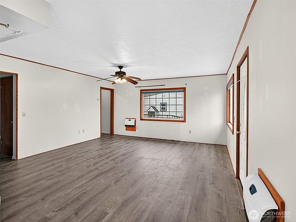 5th image of 310 Washington Avenue N