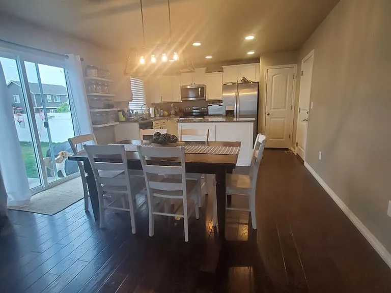 5635 Osbourne Dr — Photo 10