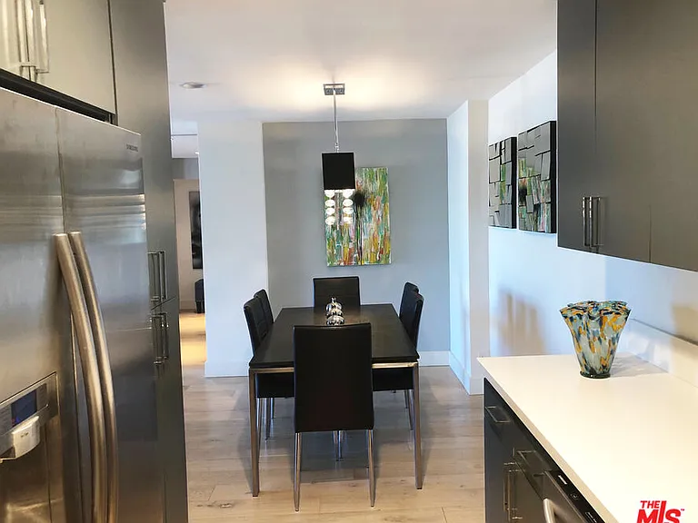723 Palisades Beach Rd #211 — Photo 8