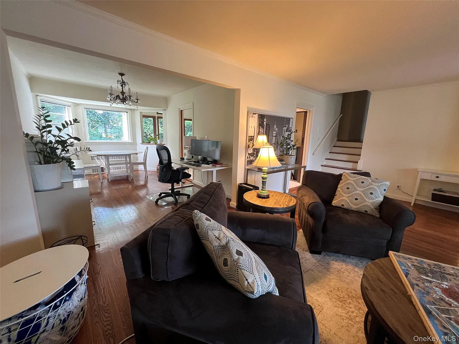 3 bed, 2.5 bath, 1819 sqft, $6,300 — Photo 3