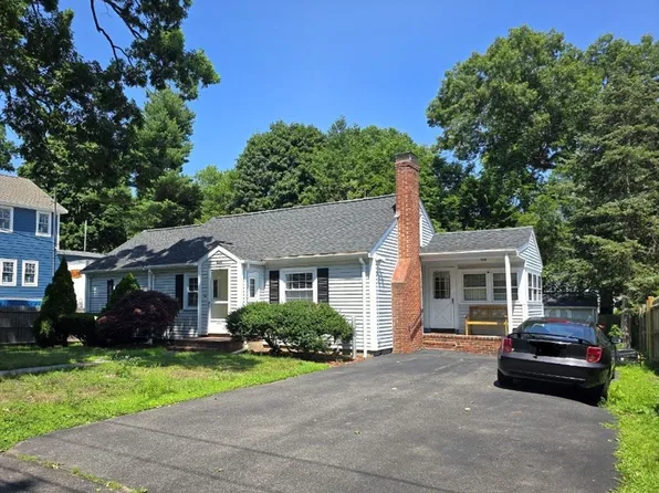 50 Torrey Ave, Brockton, MA 02301