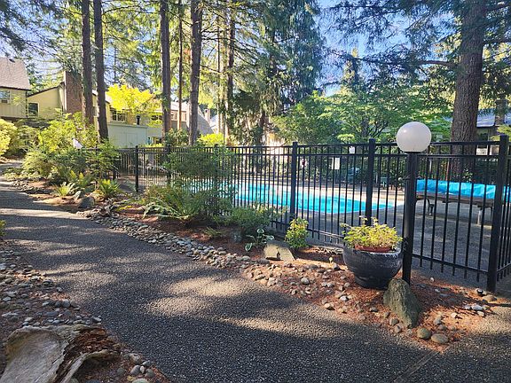 2nd image of P504g 1801 Evergreen Park Ct SW #14