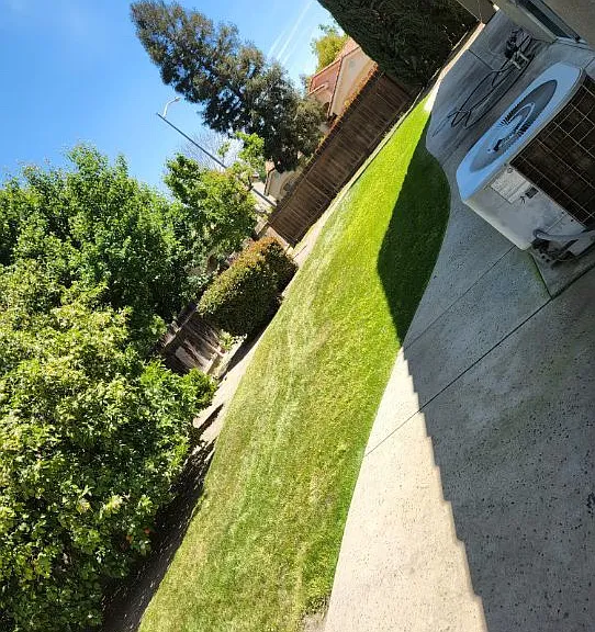 1926 E Lester Ave — Photo 10