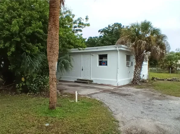 771 Avenue E NW, Moore Haven, FL 33471