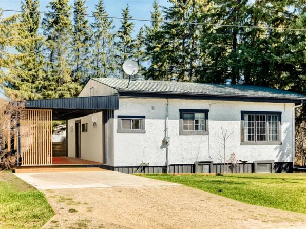 2026 9th Ave S, Carstairs, AB T0M 0N0