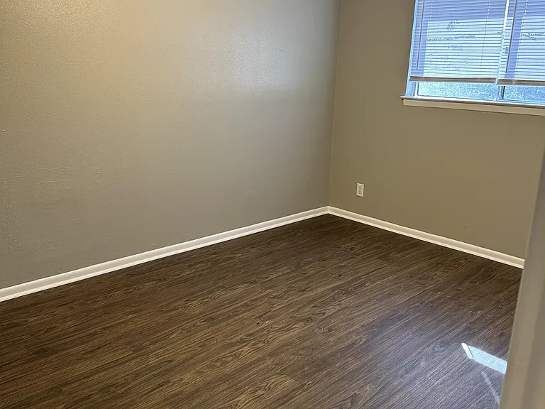 2275 Harrison Ave — Photo 1
