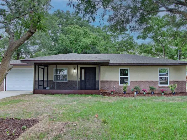 145 S Kepler Rd, Deland, FL 32724