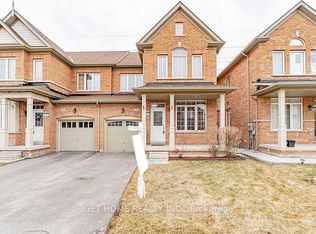 26 Borrelli Dr, Brampton, ON L6Y5W9
