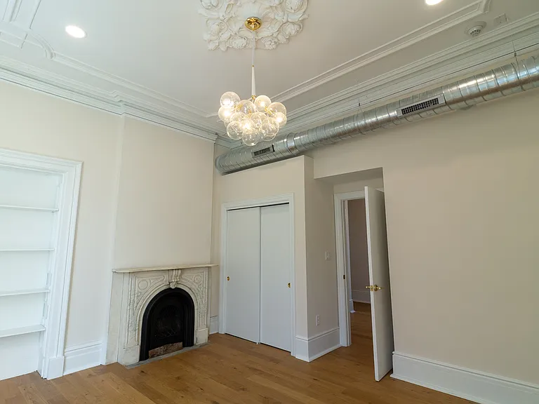 17 N Pearl St #2 — Photo 19