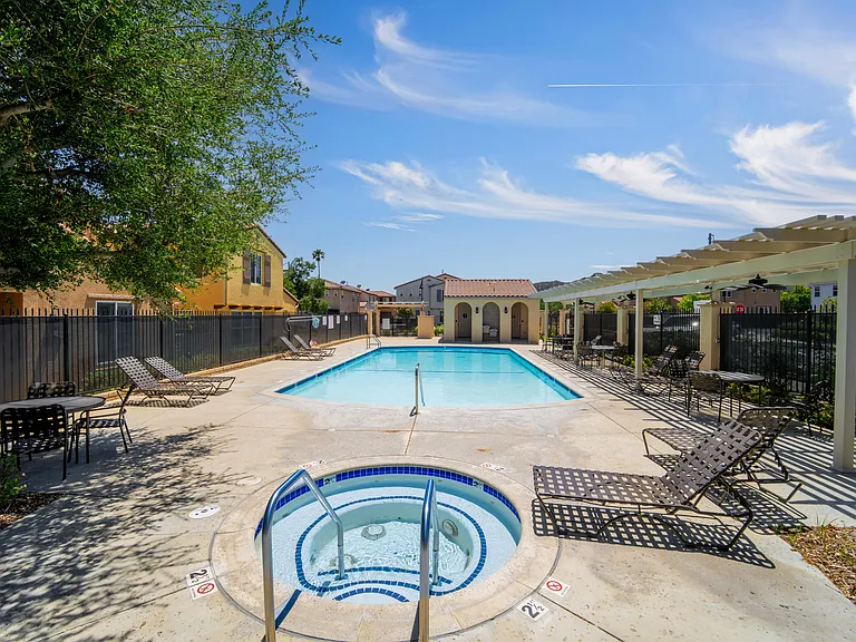 31788 Avenida Del Luna — Photo 22