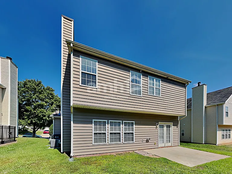 1922 Dundalk Rd — Photo 17