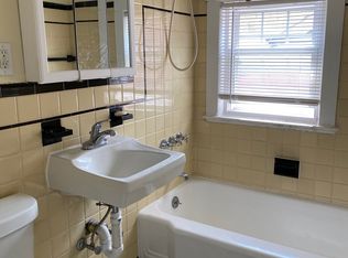 235 Fellsway E APT 6, Malden, MA 02148