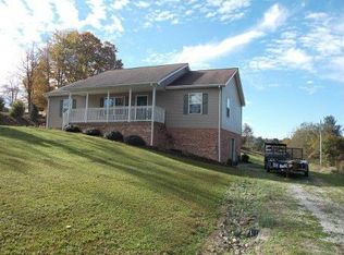 969 Berry Hill Rd NW, Riner, VA 24149
