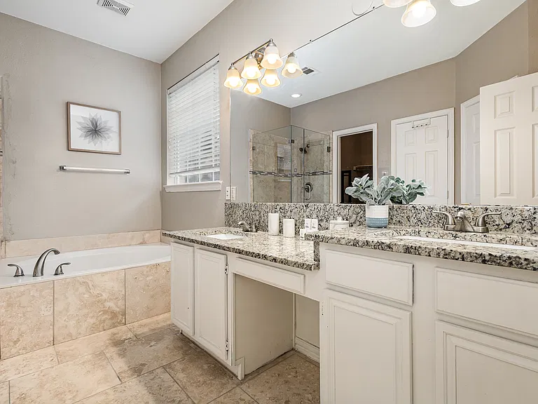 4417 Staten Island Dr — Photo 28