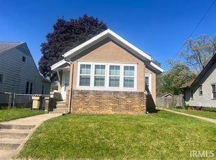 1305 College St, South Bend, IN 46628