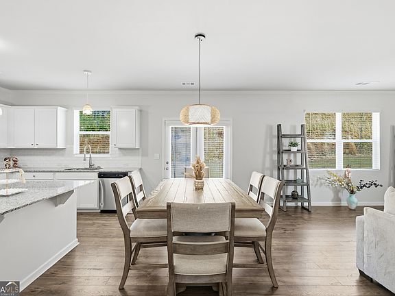 4th image of 4910 Bramblett Grove Pl