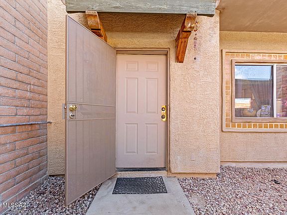 2nd image of 3524 S Mission Rd