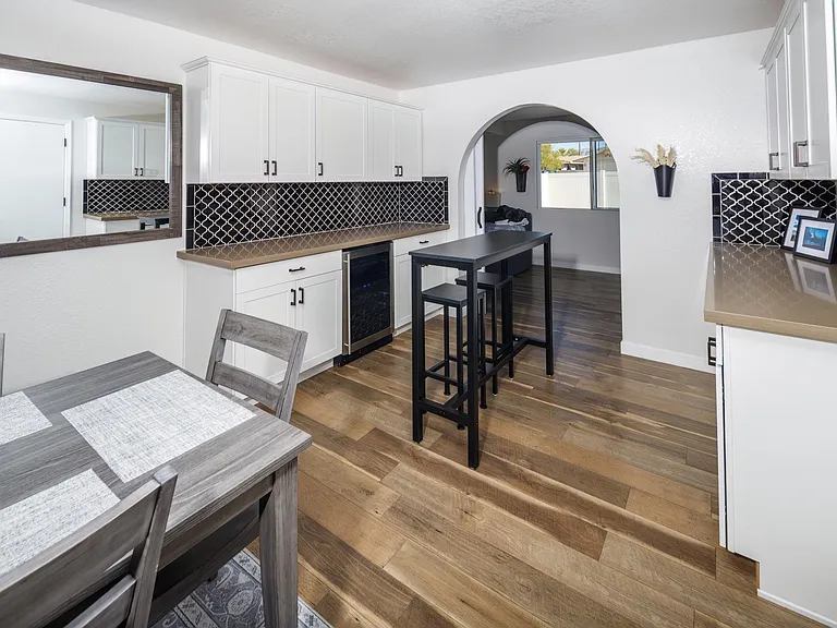 2199 Cosnina Dr — Photo 6
