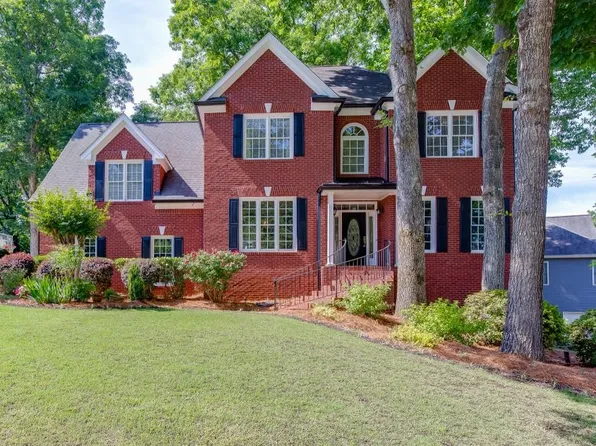 2537 Bent Tree Dr, Dacula, GA 30019
