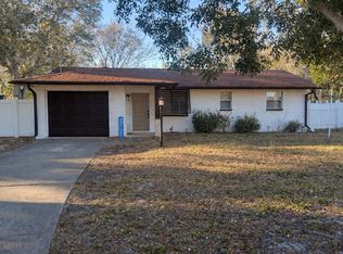2806 Saint Croix Dr, Clearwater, FL 33759