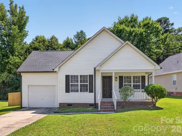 1001 Loch Lomond Cir, Concord, NC 28025