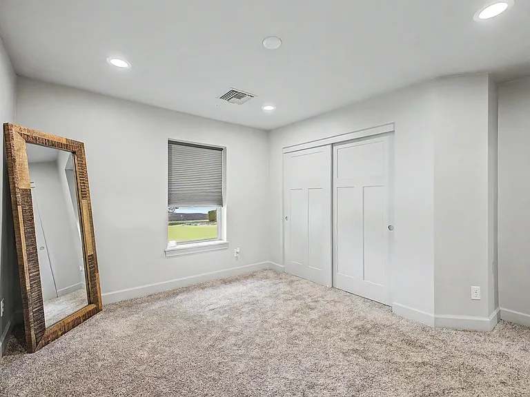 3414 N 44th Pl — Photo 33