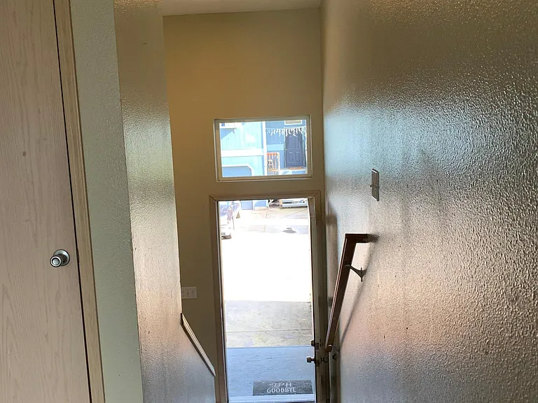 Heading down from top main level floor
