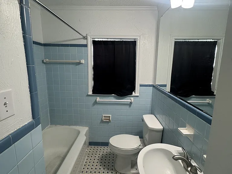 324 N Main St #2 — Photo 7