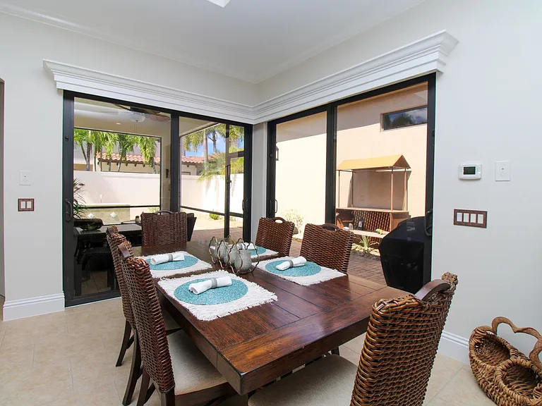 8000 Cordoba Pl — Photo 27