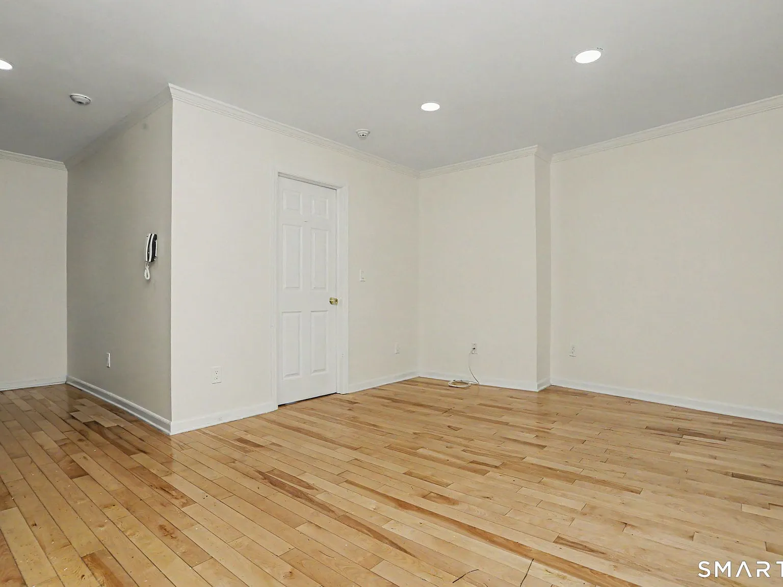 1 bed, 1.0 bath, 415 sqft, $2,000 — Photo 1