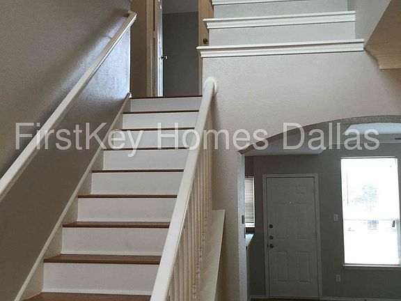 4th image of 2211 Elm Falls Pl