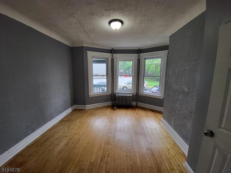 30 Dassing Ave FLOOR 1, Newark, NJ 07106 Zillow