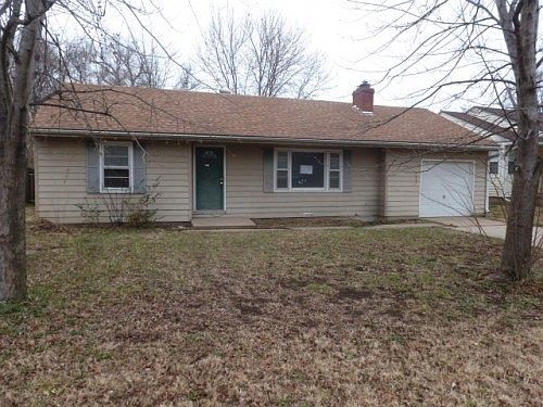 1st image of 1424 W Olive Ave