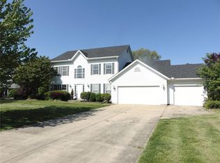 117 S Lindenwood Dr, Collinsville, IL 62234