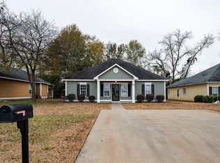 135 Tabatha St, Leesburg, GA 31763