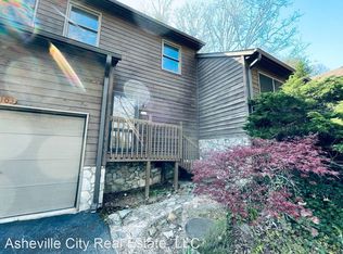 701 Parkway Vista Dr, Asheville, NC 28805