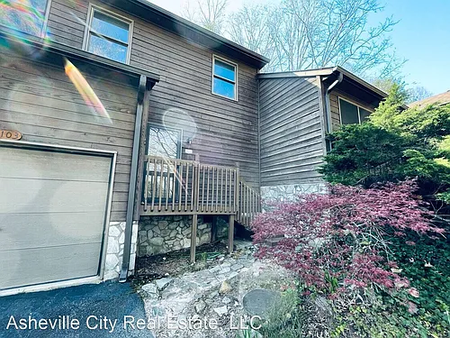 701 Parkway Vista Dr Photo 1