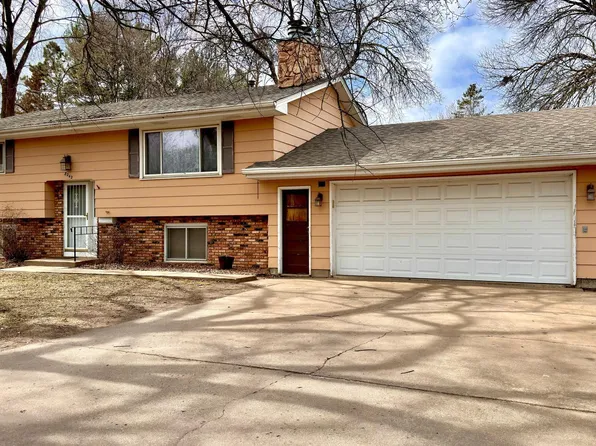 8242 Monroe St NE, Spring Lake Park, MN 55432
