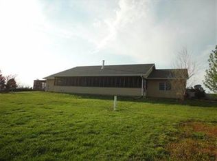 23775 Wasson Rd, Onaga, KS 66521