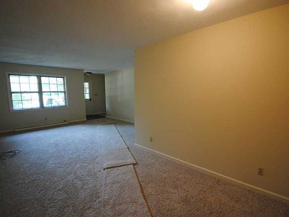 2nd image of 8432 S Delaware St