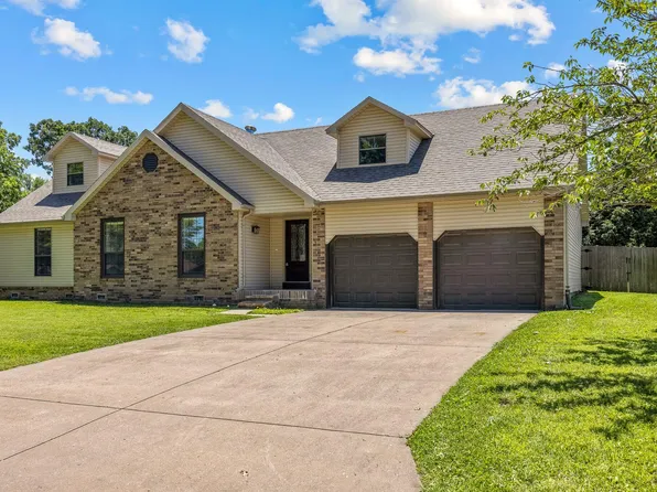 202 E Halsey Street, Republic, MO 65738