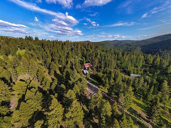 5th image of 912 Muskrat Rd