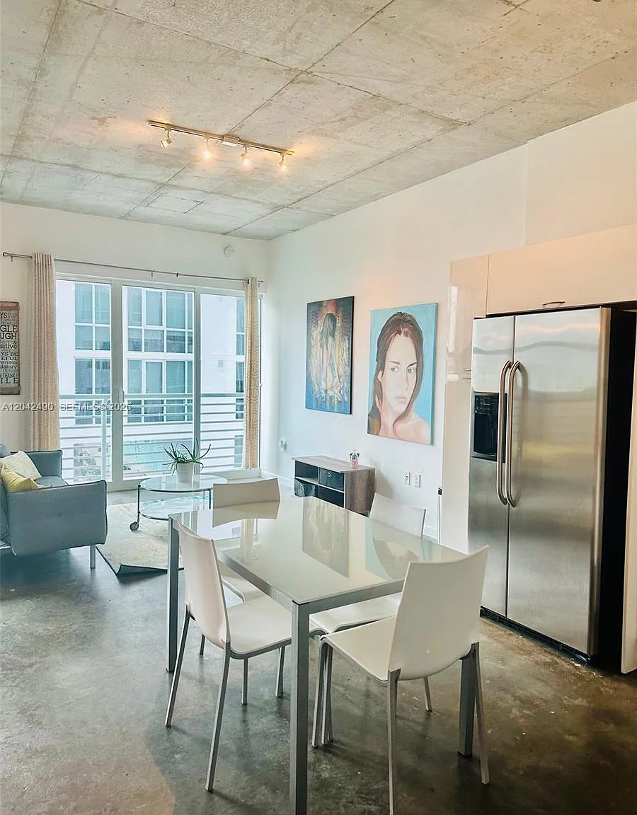 The Loft Downtown Ii Cond — Photo 4