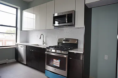 Rented by Real Team Brokerage