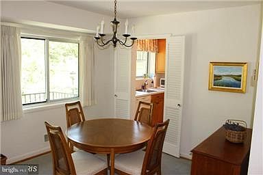 5th image of 10601 Montrose Ave #10601