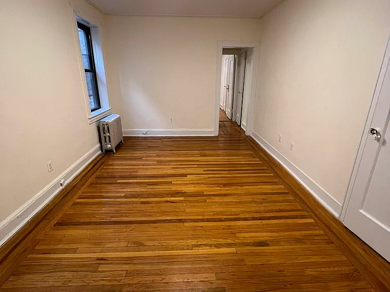 4515 43rd Ave #3B — Photo 3