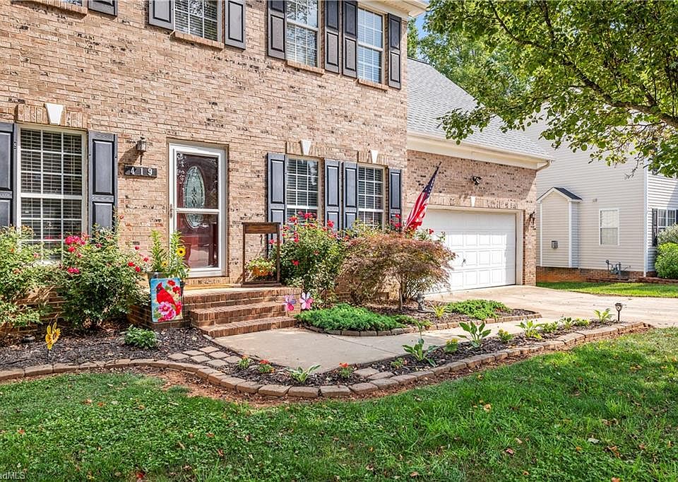 1st image of 419 Rockbridge Dr