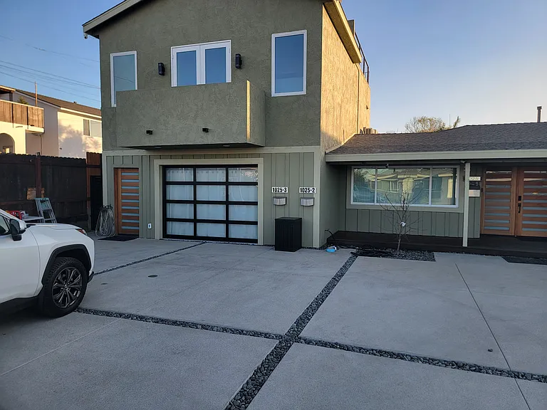 1025 Cypress Ave #3 — Photo 3
